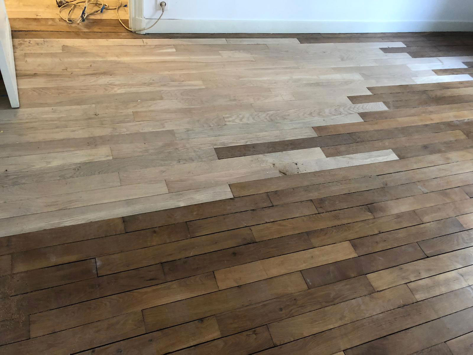 2.Poncage-de-parquet-mise-à-niveau